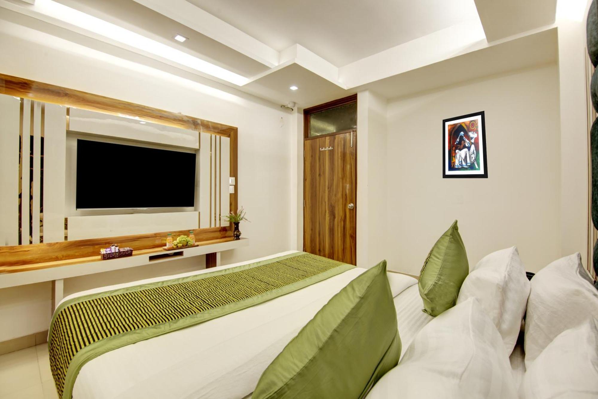 Hotel Star Villa - Front Of New Delhi Railway Station & 5 Minute From Connaught Place Екстер'єр фото