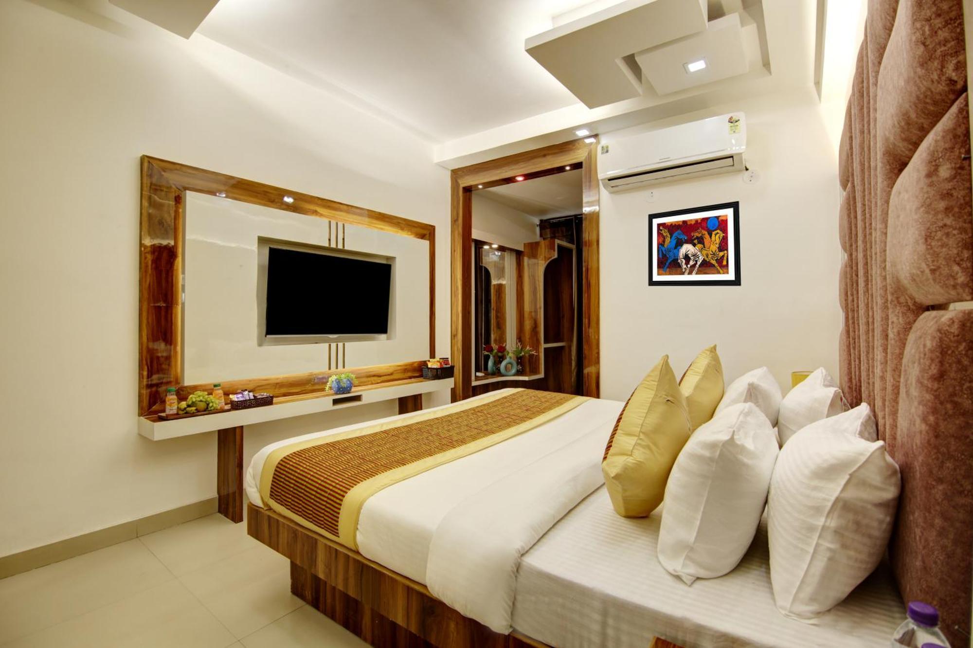 Hotel Star Villa - Front Of New Delhi Railway Station & 5 Minute From Connaught Place Екстер'єр фото