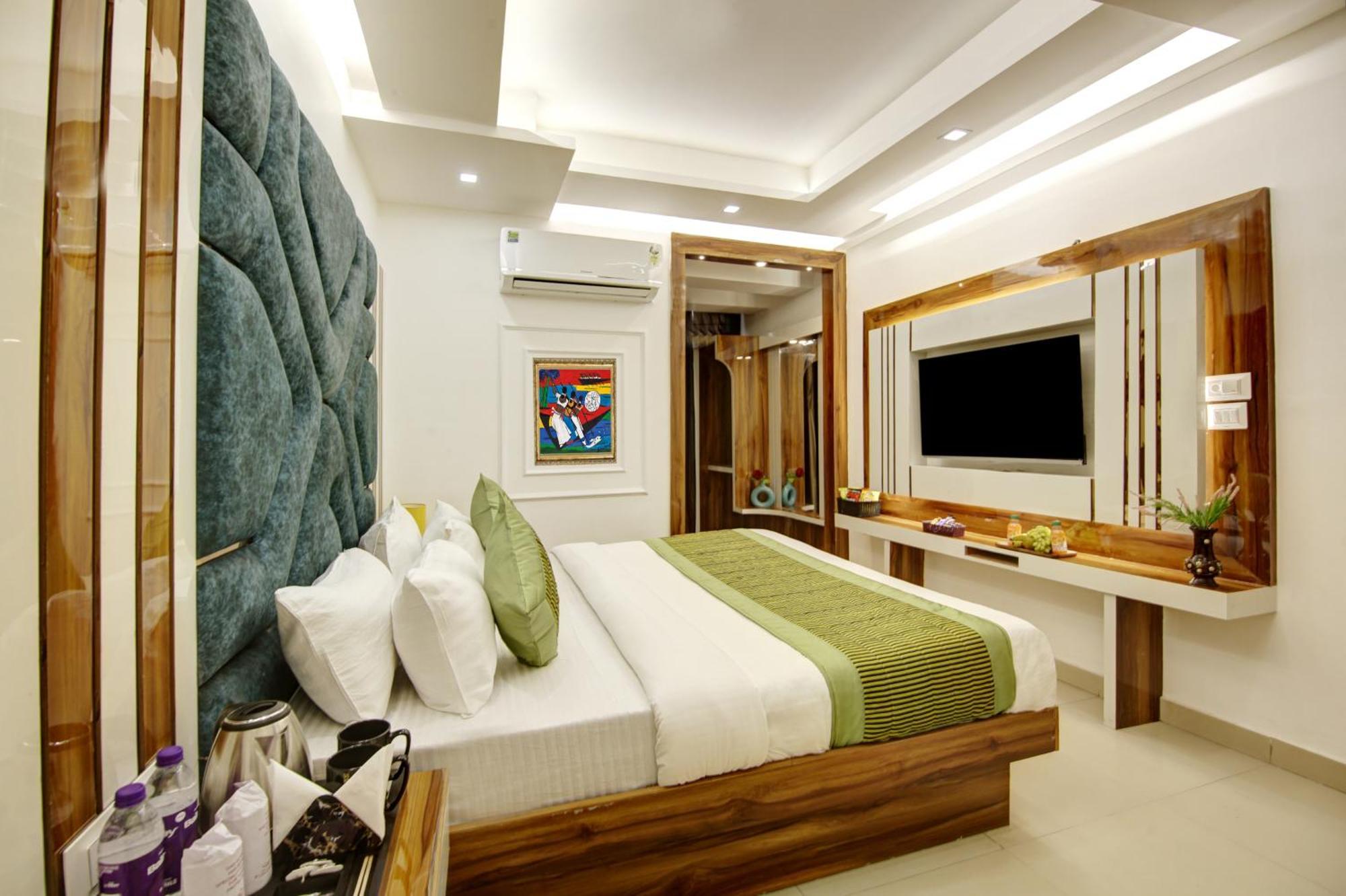 Hotel Star Villa - Front Of New Delhi Railway Station & 5 Minute From Connaught Place Екстер'єр фото