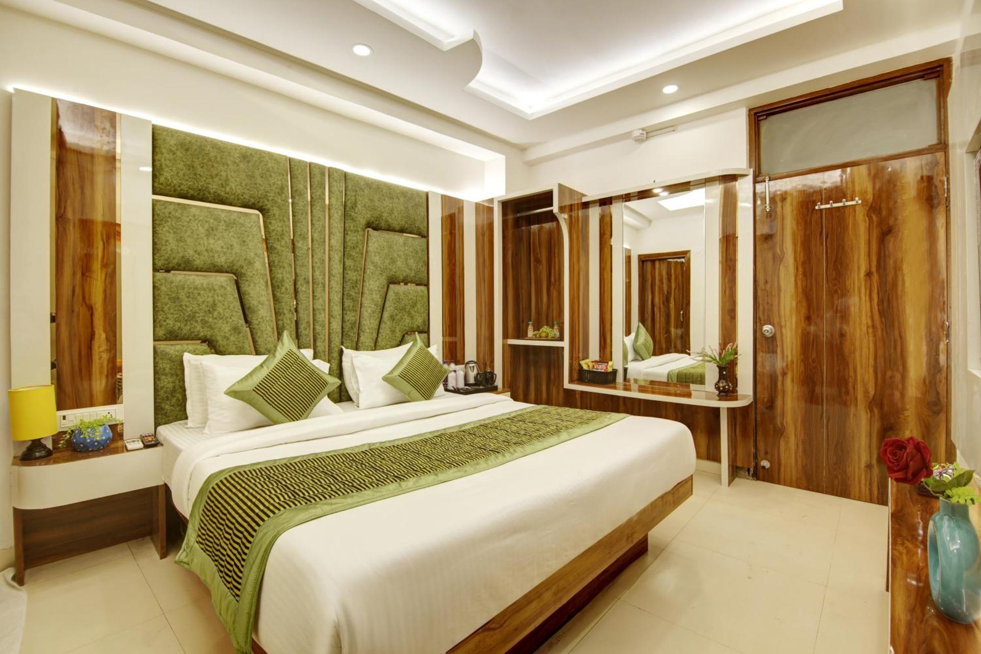 Hotel Star Villa - Front Of New Delhi Railway Station & 5 Minute From Connaught Place Екстер'єр фото