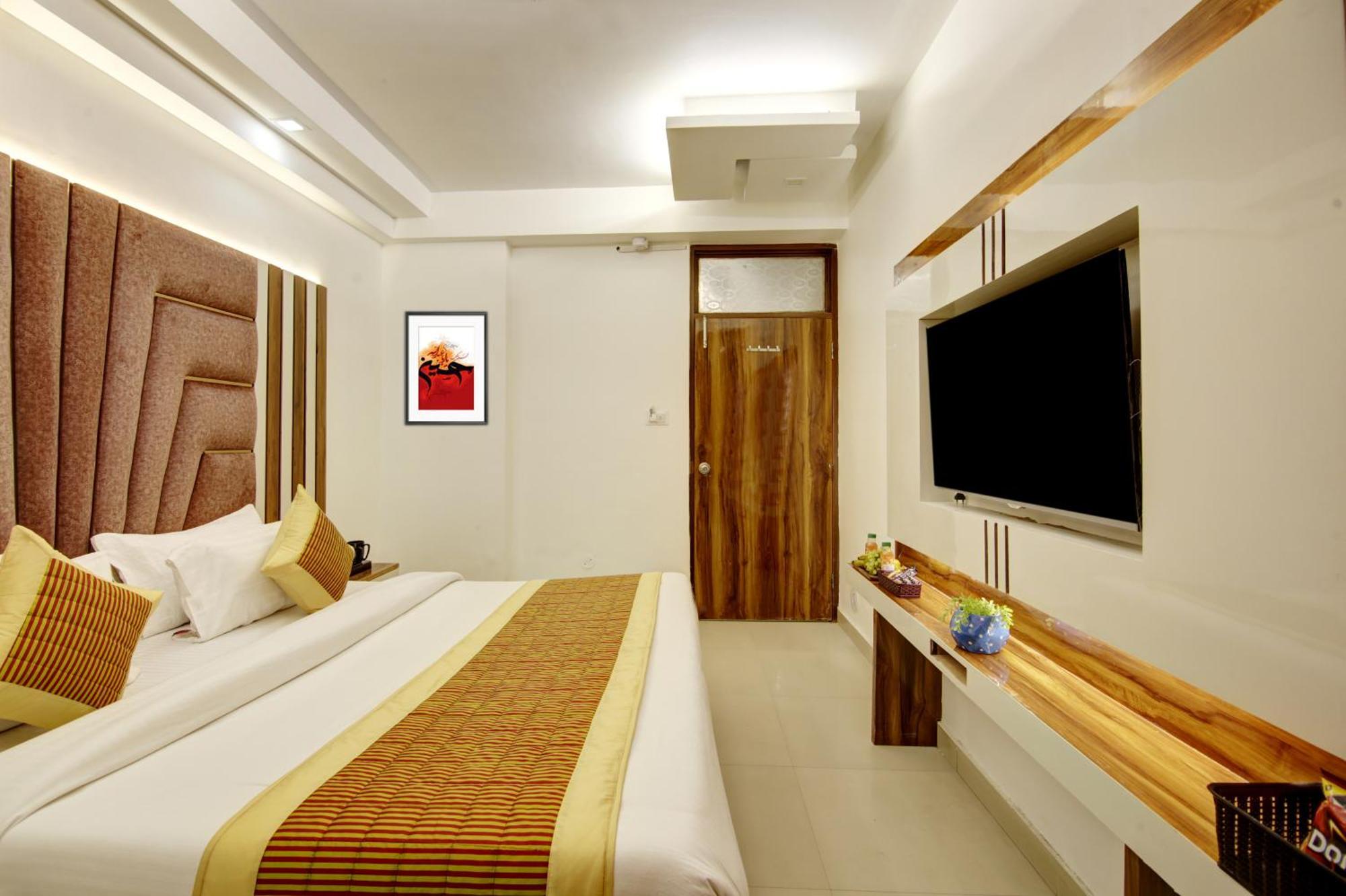 Hotel Star Villa - Front Of New Delhi Railway Station & 5 Minute From Connaught Place Екстер'єр фото
