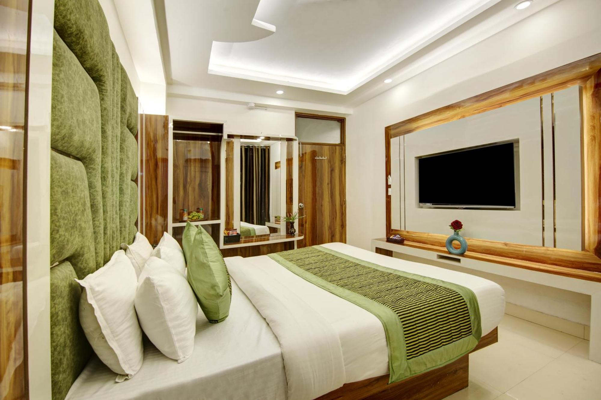 Hotel Star Villa - Front Of New Delhi Railway Station & 5 Minute From Connaught Place Екстер'єр фото