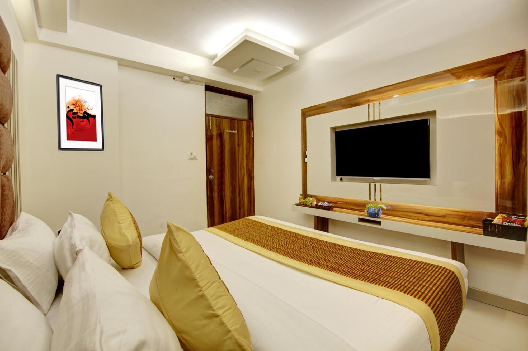Hotel Star Villa - Front Of New Delhi Railway Station & 5 Minute From Connaught Place Екстер'єр фото