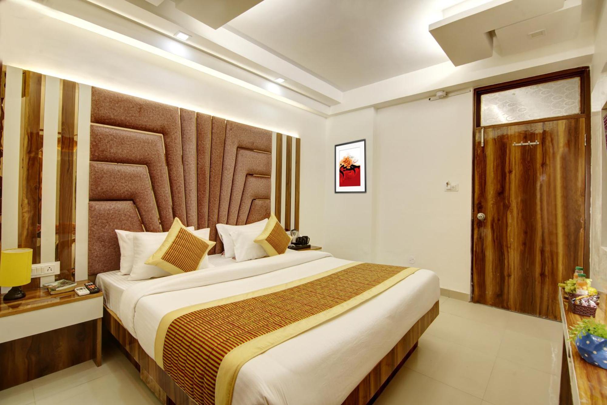 Hotel Star Villa - Front Of New Delhi Railway Station & 5 Minute From Connaught Place Екстер'єр фото